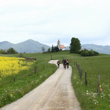 cyclists doing bikepacking during the carso trail